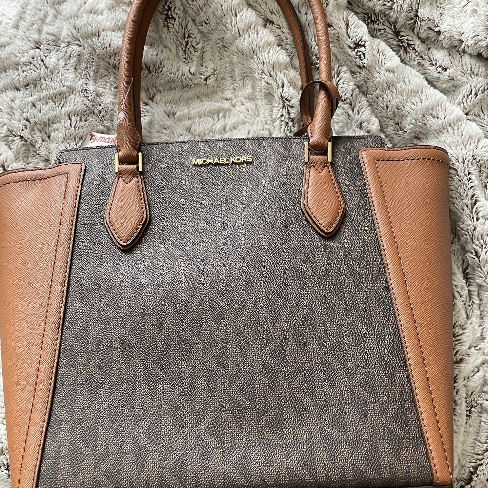 Travel bag